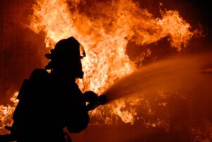 firefighter_training_live_fire_silhouette_protection_danger_equipment-710103